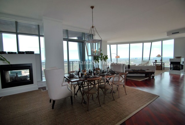 Sovereign 4502 Great Room 2