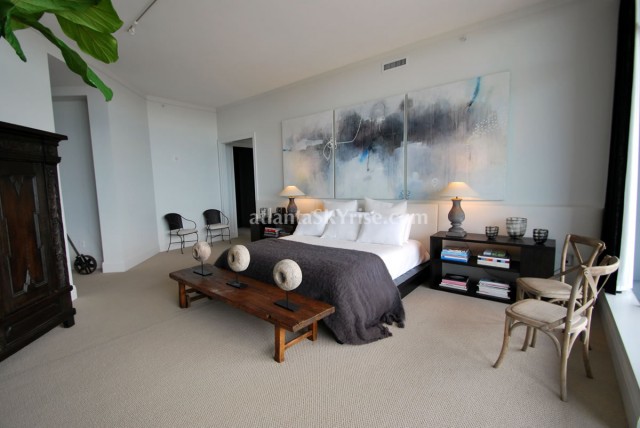 Sovereign 4502 Master Bedroom 1
